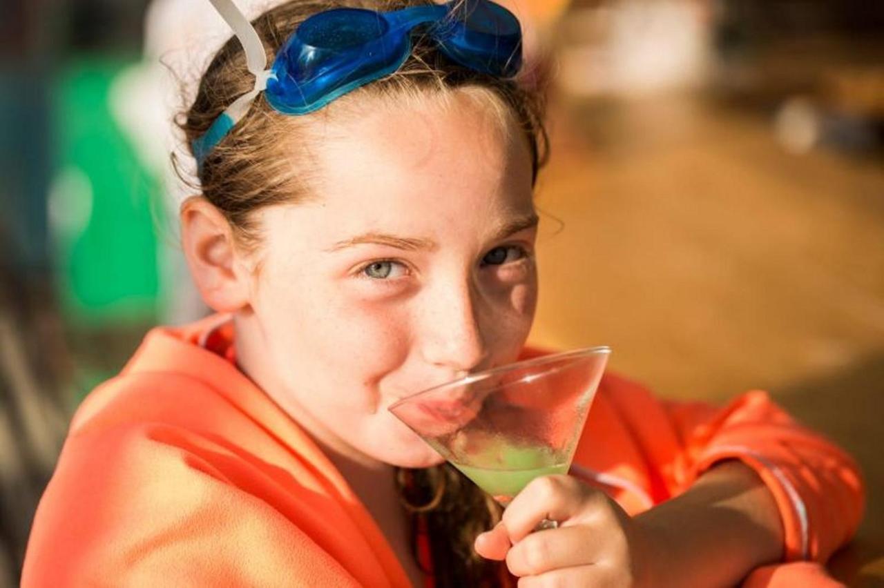 Teos Ormanci Tatil Koyu Hotel Seferihisar Luaran gambar