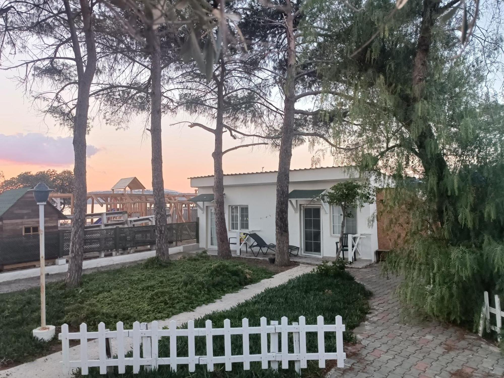 Teos Ormanci Tatil Koyu Hotel Seferihisar Luaran gambar
