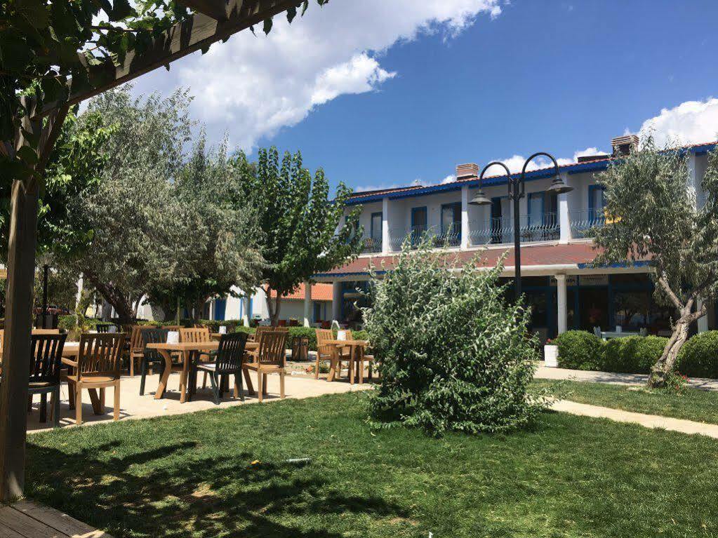 Teos Ormanci Tatil Koyu Hotel Seferihisar Luaran gambar